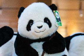 Panda-themed Cultural And Creative Products