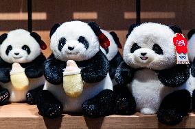 Panda-themed Cultural And Creative Products