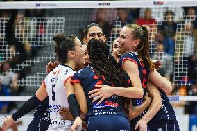 VOLLEY - Serie A1 Femminile - Reale Mutua Fenera Chieri '76 vs Il Bisonte Firenze