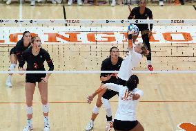 VOLLEY - Evento - NCAA - Texas Women vs Georgia Women