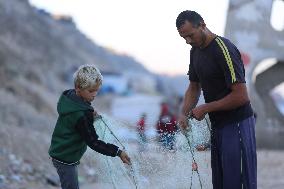 Daily Life At War Time - Gaza