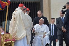 Pope Canonizes Seven Spanish Franciscans - Vatican