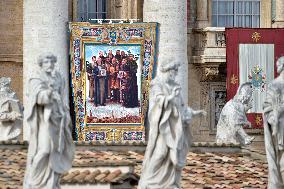 Pope Canonizes Seven Spanish Franciscans - Vatican