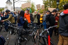 Gathering Of Cyclists In Paris In Tribute To Paul