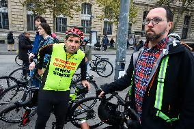 Gathering Of Cyclists In Paris In Tribute To Paul