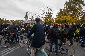 Gathering Of Cyclists In Paris In Tribute To Paul