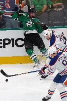 NHL: Dallas Stars V Edmonton Oilers