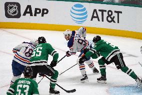 NHL: Dallas Stars V Edmonton Oilers