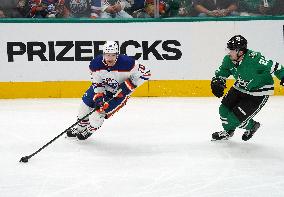 NHL: Dallas Stars V Edmonton Oilers