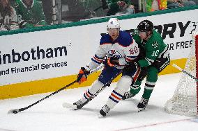 NHL: Dallas Stars V Edmonton Oilers