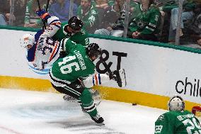 NHL: Dallas Stars V Edmonton Oilers