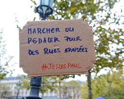 Gathering Of Cyclists In Paris In Tribute To Paul