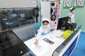 The First Single Automatic Refrigeration and Freezing Workstation Put into Use in Guizhou