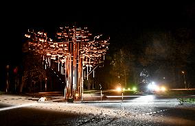 Tree of Memory installation unveiled in Zaporizhzhia