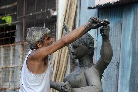 Making Of Kali Idol For Diwali Festival