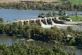 Hydraulic Dam In The Loire After The Floods