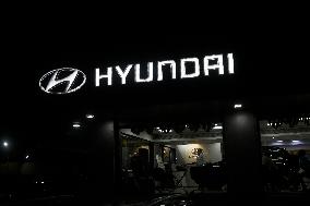 Hyundai India Showroom In Mumbai