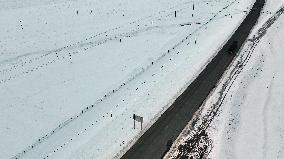 Heavy Snow Hit Tianshan Mountain in Hami