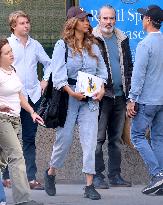 Tyra Banks Out - NYC