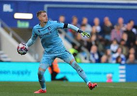 Queens Park Rangers FC v Portsmouth FC - Sky Bet Championship