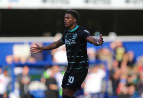 Queens Park Rangers FC v Portsmouth FC - Sky Bet Championship