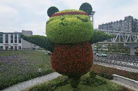 Giant Yoga Panda in Hangzhou