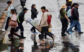 Daily Life In Mexico City