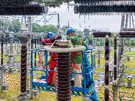 500 kV Longwangshan Substation Maintenance in Nanjing