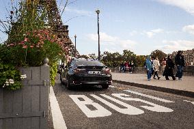 The Iena Bridge In Paris Becomes Pedestrianised