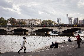 The Iena Bridge In Paris Becomes Pedestrianised