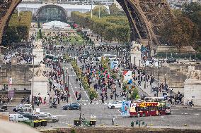 The Iena Bridge In Paris Becomes Pedestrianised