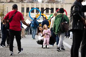 The Iena Bridge In Paris Becomes Pedestrianised