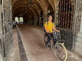 Cycling Mobility In Amsterdam