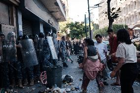 Displaced People Protest Eviction - Beirut