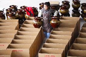 A Ceramic Workshop in Chongqing