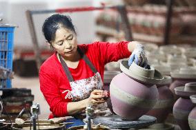 A Ceramic Workshop in Chongqing