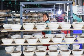 A Ceramic Workshop in Chongqing