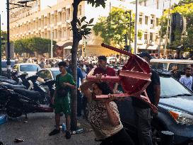 Displaced People Protest Eviction - Beirut