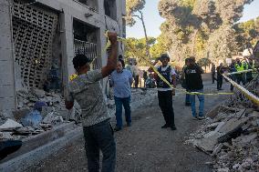 Israel Pounds Southern Suburb - Beirut