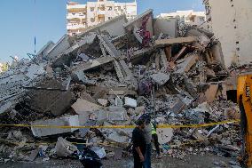 Israel Pounds Southern Suburb - Beirut