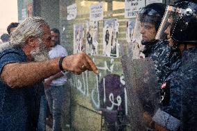 Displaced People Protest Eviction - Beirut