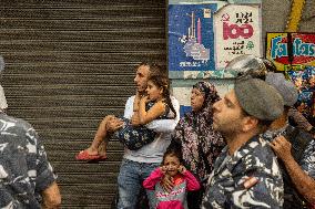 Displaced People Protest Eviction - Beirut