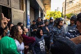 Displaced People Protest Eviction - Beirut