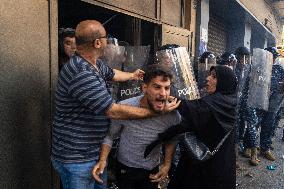 Displaced People Protest Eviction - Beirut