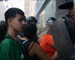 Displaced People Protest Eviction - Beirut