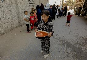 Over 1.8 Million Face Extreme Hunger - Gaza