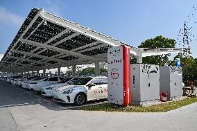 China's Largest Huawei liquid-cooled Supercharging Station