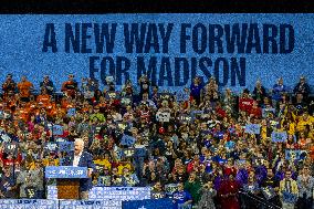 Barack Obama Campaigns With Tim Walz On First Day Of Early Voting In Wisconsin