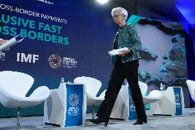 DC: President Lagarde and Governor Panetta hold a Future of Cross-Border Payments session