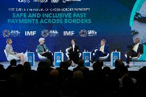 DC: President Lagarde and Governor Panetta hold a Future of Cross-Border Payments session